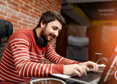 Building Scalable WooCommerce Stores with Custom CRM & API Integrations